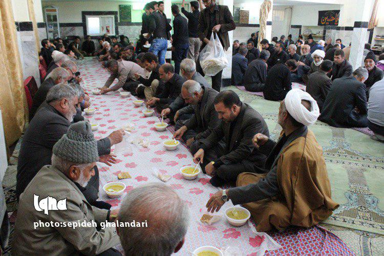 آیین معنوی پخت « آش نذری غلور » شهر اسفدن در قاب تصویر