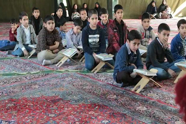 سومین مسابقات قرآنی شوق تلاوت در اراک برگزار شد