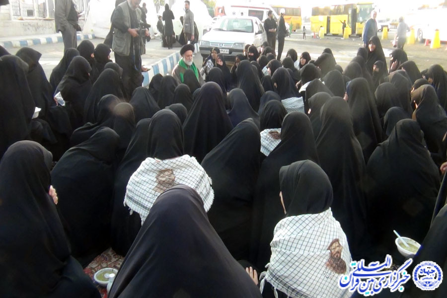 بازید کاروان زیارتی جامعه المصطفی واحد اصفهان از موکب العباس خرم‌آیاد