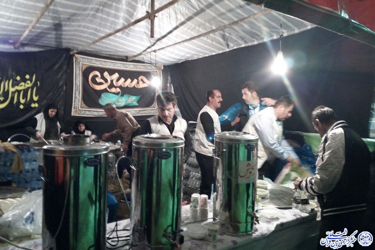 موکب بهزیستی کرمانشاه روزانه پذیرای 6 هزار زائر اربعین بود موکب بهزیستی کرمانشاه روزانه پذیرای 6 هزار زائر اربعین بود