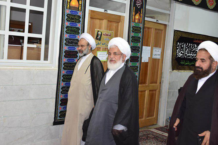 بازدید امام جمعه یزد از مدرسه علمیه معصومیه(س)+عکس