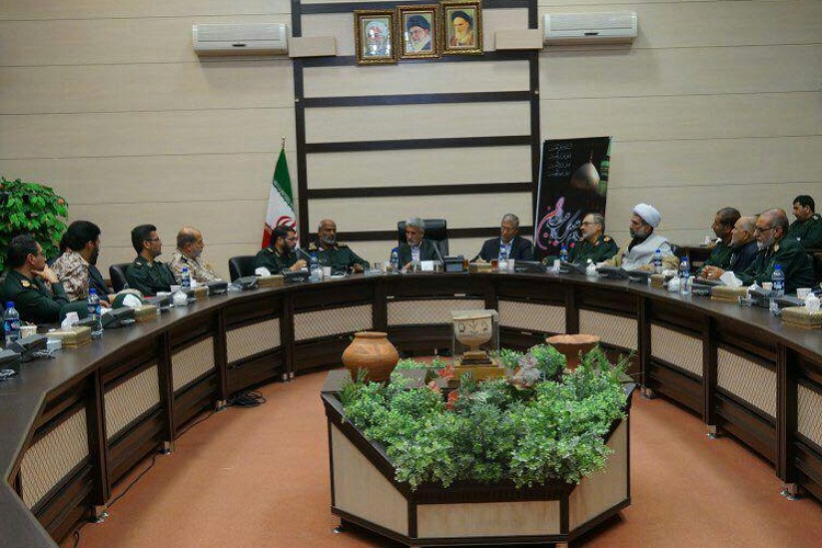 امروز، روز خدمت با تعقل، مودت و همدلی است امروز، روز خدمت با تعقل، مودت و همدلی است