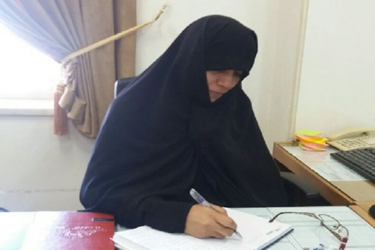 تبیین و فرهنگسازی مهمترین وظیفه حوزه در بحث اشتغال زنان است