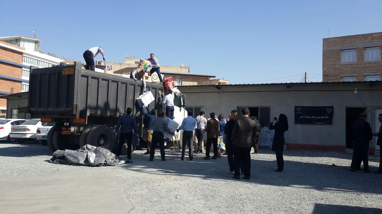 ارسال و توزیع محموله های کمک جهادگران جهاددانشگاهی به زلزله زدگان