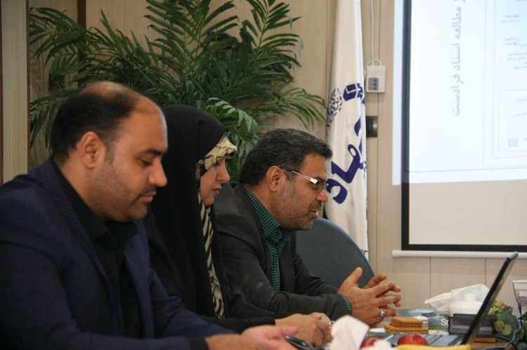 راه‎های گسترش تعاملات پژوهشی دانشگاه قم و جهاددانشگاهی واحد استان قم بررسی شد