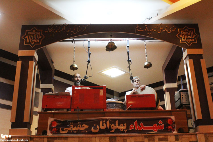 گزارش تصویری از اجرای ورزش پهلوانی زورخانه پوریای ولی دانشگاه بوعلی سینا