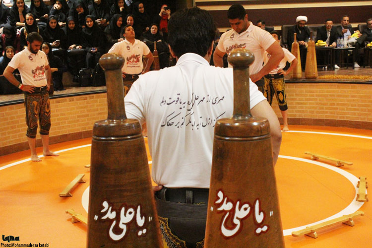 گزارش تصویری از اجرای ورزش پهلوانی زورخانه پوریای ولی دانشگاه بوعلی سینا