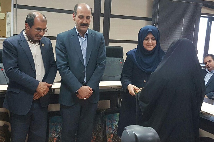 تصاویری از تجلیل برگزیدگان مسابقات قرآن فنی و حرفه‌ای سیستان و بلوچستان