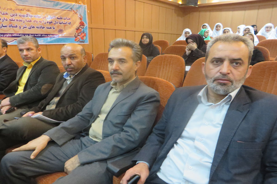 گزارش تصویری آیین تجلیل از فعالان، خادمان نماز و چهره‌های قرآنی در لرستان