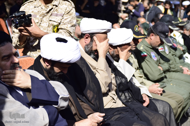 مراسم تشییع پیکر مطهر 9شهید در اصفهان