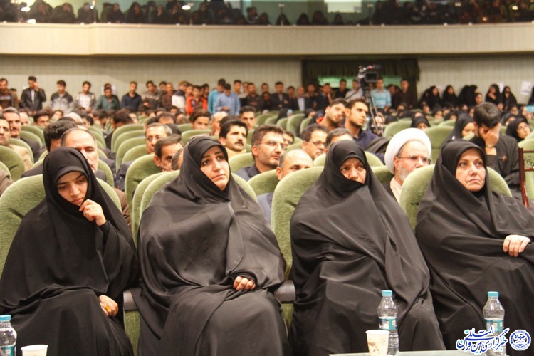 آيين تجليل از مادران سه شهیدی چهارمحال و بختیاری/گزارش تصويري