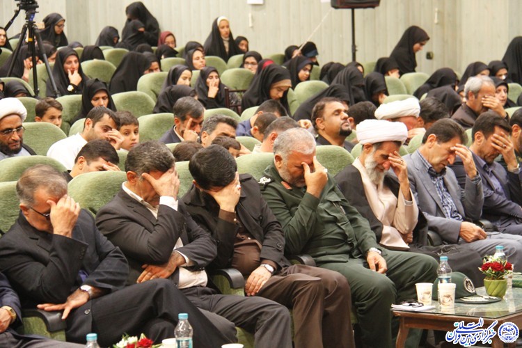 آيين تجليل از مادران سه شهیدی چهارمحال و بختیاری/گزارش تصويري