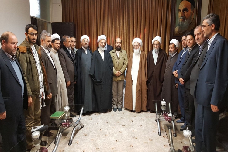 دستان پر مسئولان برگزاری کنگره علمای سبزوار از دیدار با مراجع تقلید دستان پر مسئولان برگزاری کنگره علمای سبزوار از دیدار با مراجع تقلید