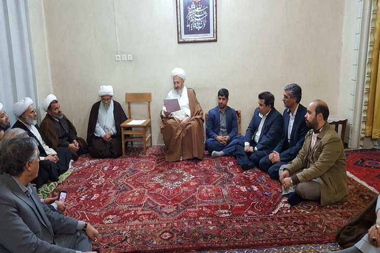 دستان پر مسئولان برگزاری کنگره علمای سبزوار از دیدار با مراجع تقلید دستان پر مسئولان برگزاری کنگره علمای سبزوار از دیدار با مراجع تقلید