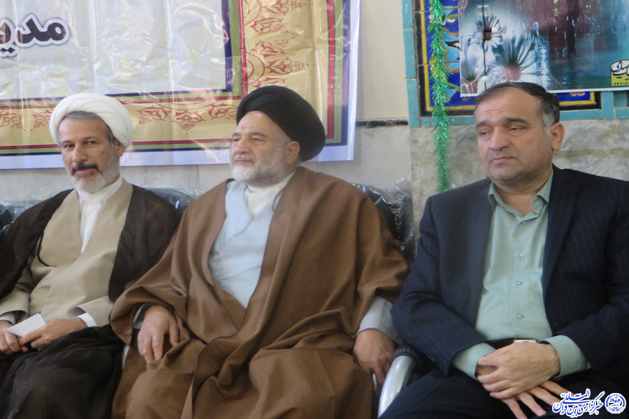 گزارش تصویری آیین عمامهگذاری 16 طلبه لرستانی گزارش تصویری آیین عمامهگذاری 16 طلبه لرستانی