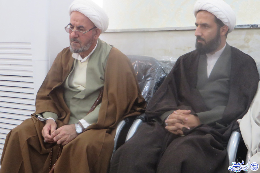 گزارش تصویری آیین عمامهگذاری 16 طلبه لرستانی گزارش تصویری آیین عمامهگذاری 16 طلبه لرستانی