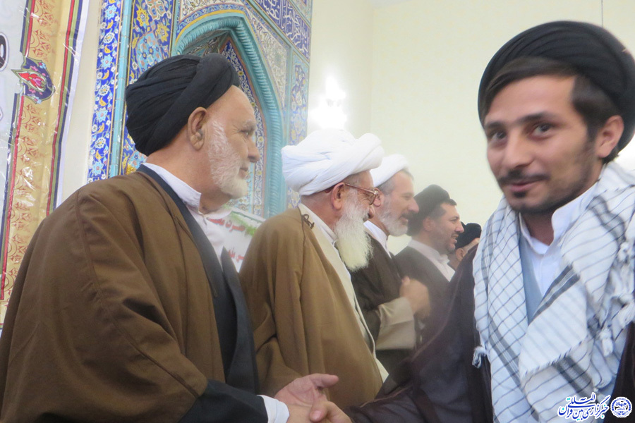 گزارش تصویری آیین عمامهگذاری 16 طلبه لرستانی گزارش تصویری آیین عمامهگذاری 16 طلبه لرستانی