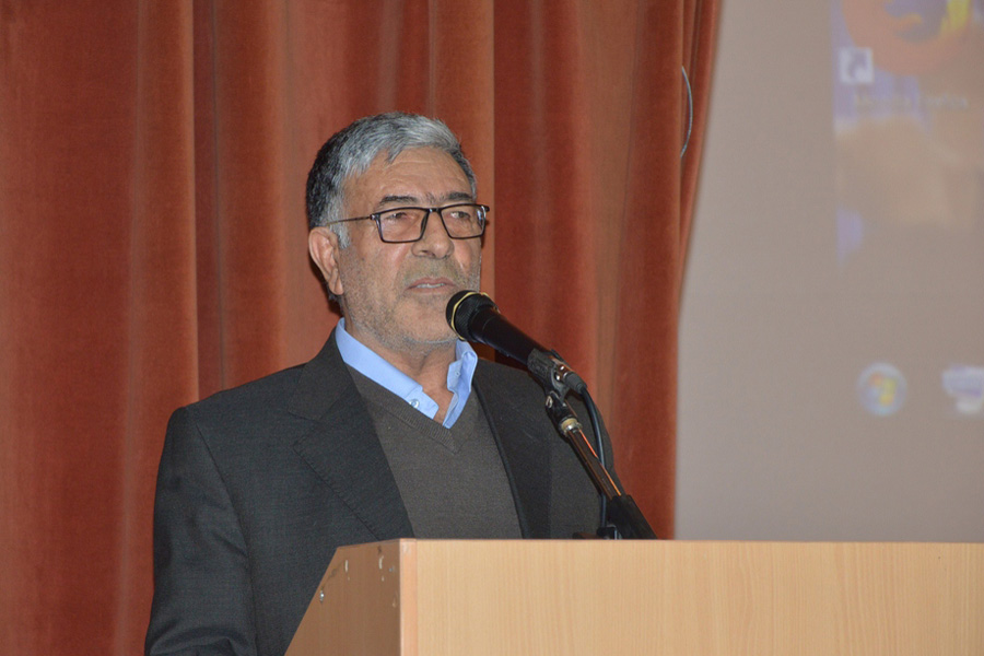 گزارش تصویری رونمایی کتاب &laquo;نامه پایداری&raquo; در لرستان