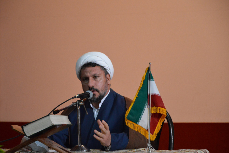 گزارش تصویری رونمایی کتاب &laquo;نامه پایداری&raquo; در لرستان