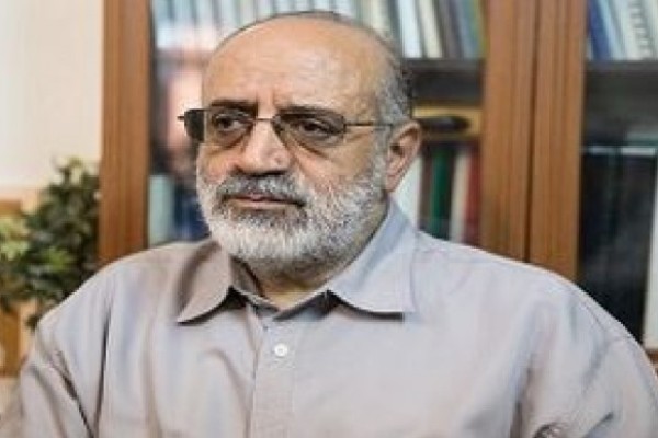 تفاوت لنز، مجیدی با عقاد را در کیفیت اثرشان جستجو کنیم