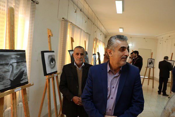 اولین نمایشگاه آثار طراحی و نقاشی انفرادی هنرمند نوری افتتاح شد+ تصویر اولین نمایشگاه آثار طراحی و نقاشی انفرادی هنرمند نوری افتتاح شد+ تصویر