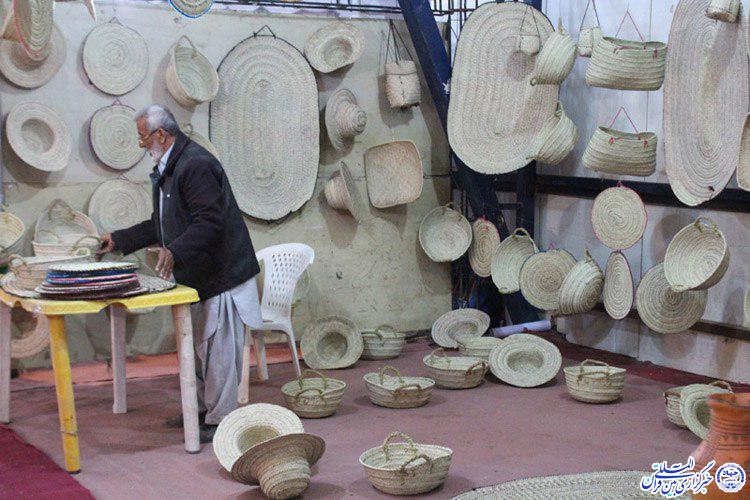 نمایشگاه صنایع دستی و هنرهای سنتی در قاب تصویر