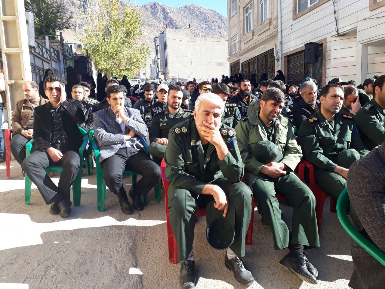 گزارش تصویری جشن پیروزی جبهه مقاومت در منزل شهید زنده لرستانی