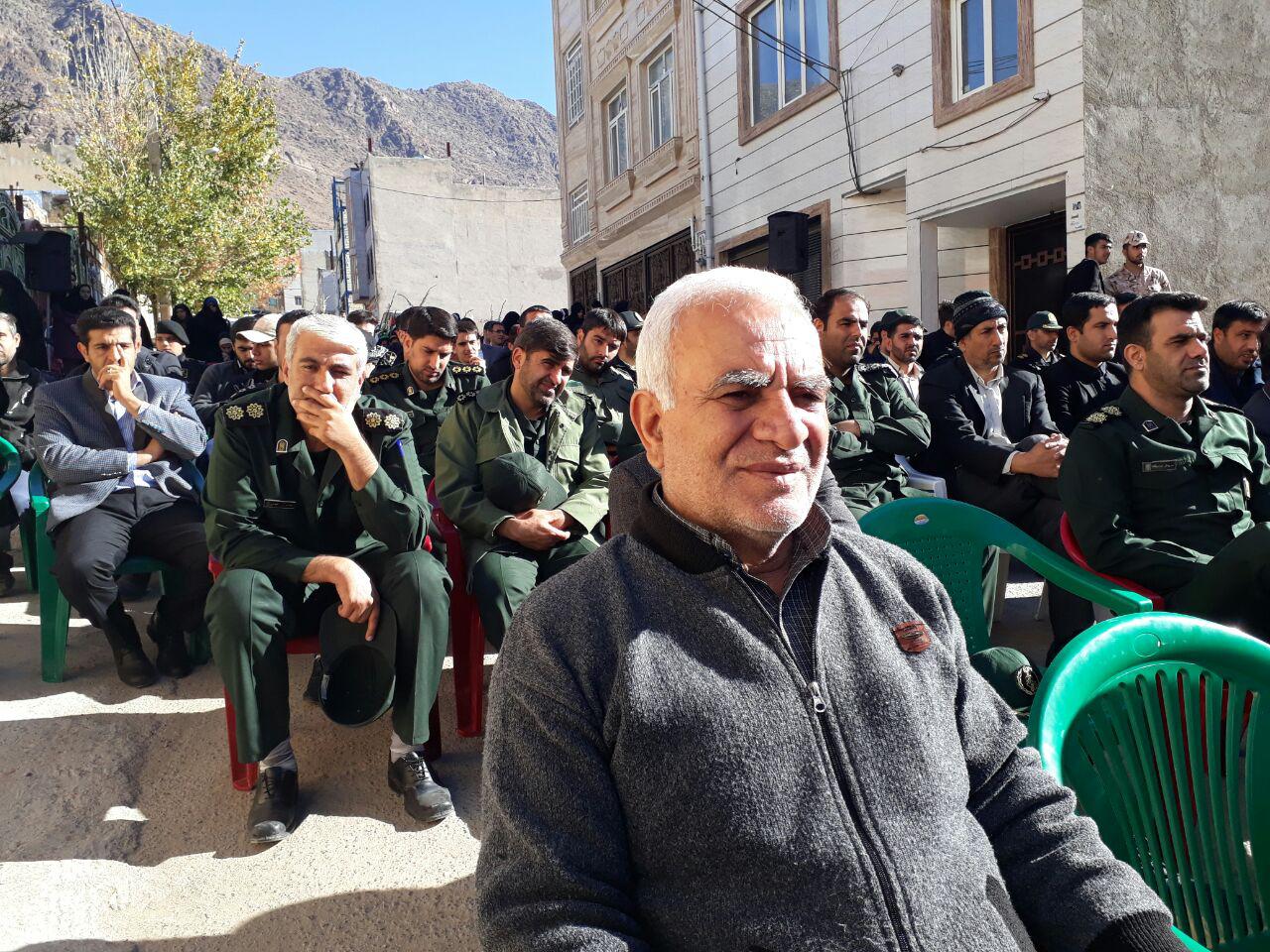 گزارش تصویری جشن پیروزی جبهه مقاومت در منزل شهید زنده لرستانی