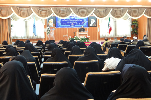 گزارش تصویری کارگاه آموزشی مدیران مؤسسات و کارشناسان قرآنی لرستان