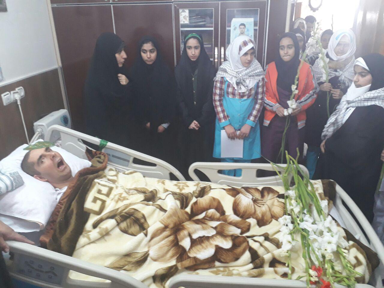 گزارش تصویری جشن پیروزی جبهه مقاومت در منزل شهید زنده لرستانی