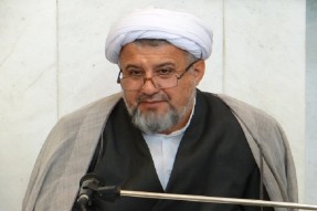 توسل به اهل بيت(ع) انسان را در درگاه خداوند آبرومند مي‌سازد