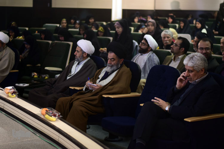 همایش وحدت حوزه و دانشگاه