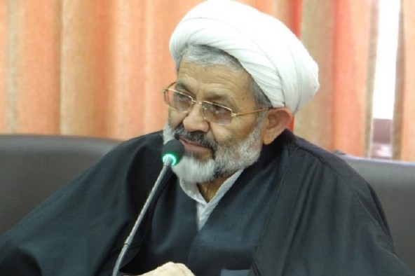 رشد اجتماعی راهی برای تحکیم وحدت حوزه و دانشگاه/ حوزه و دانشگاه در خدمت هم باشند