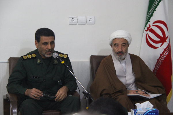 گزارش تصویری دیدار بسیجیان کوهدشت با امام جمعه این شهرستان