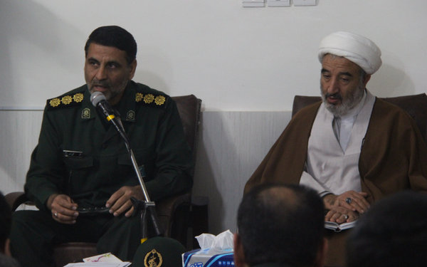 گزارش تصویری دیدار بسیجیان کوهدشت با امام جمعه این شهرستان