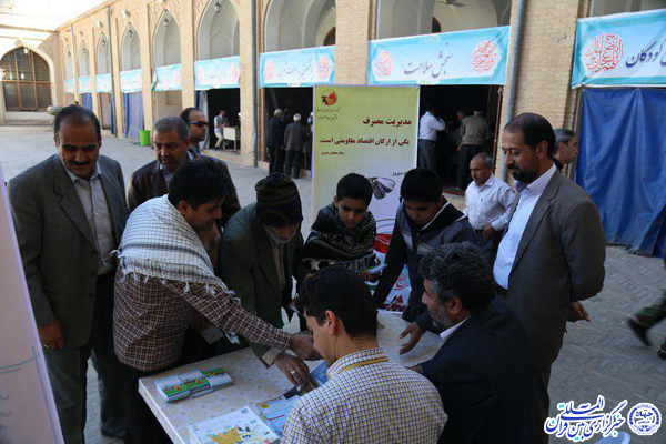 نمازگزاران یزدی با مدیریت مصرف برق آشنا شدند