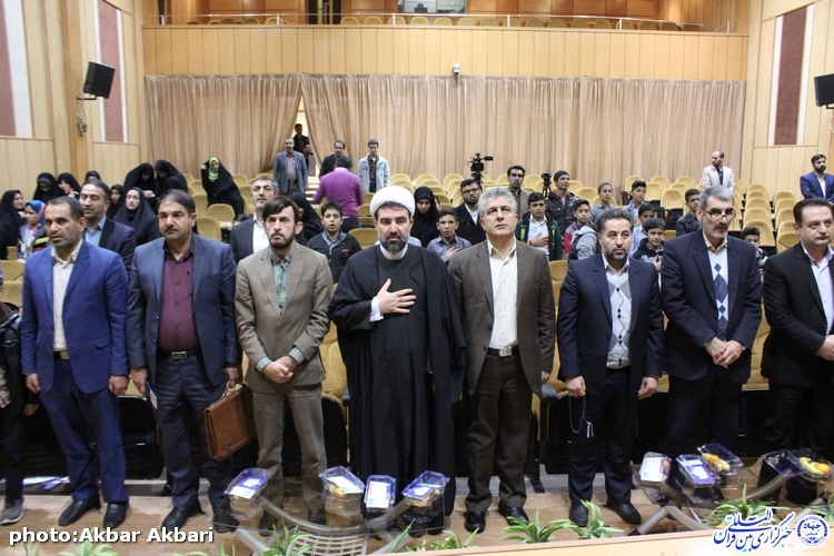 گزارش تصویری آیین تجلیل از برگزیدگان مسابقات قرآن اوقاف چهارمحال و بختیاری