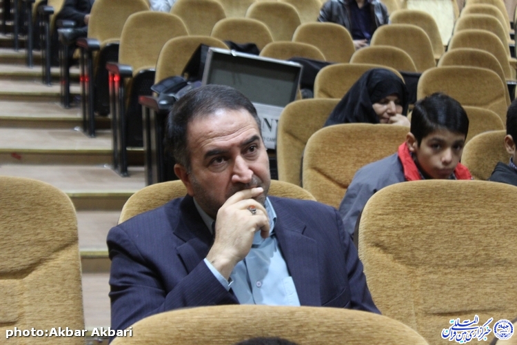گزارش تصویری آیین تجلیل از برگزیدگان مسابقات قرآن اوقاف چهارمحال و بختیاری