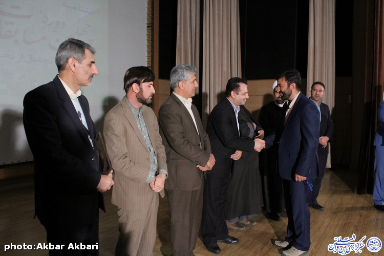 گزارش تصویری آیین تجلیل از برگزیدگان مسابقات قرآن اوقاف چهارمحال و بختیاری