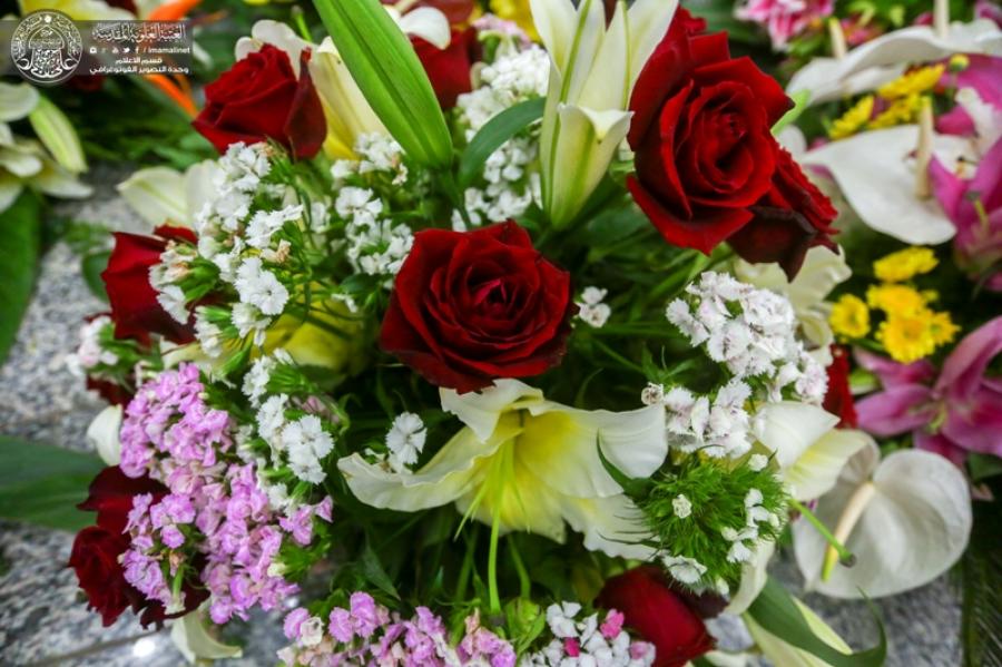 گل‌آرایی صحن و سرای بارگاه علوی به مناسبت 13 رجب