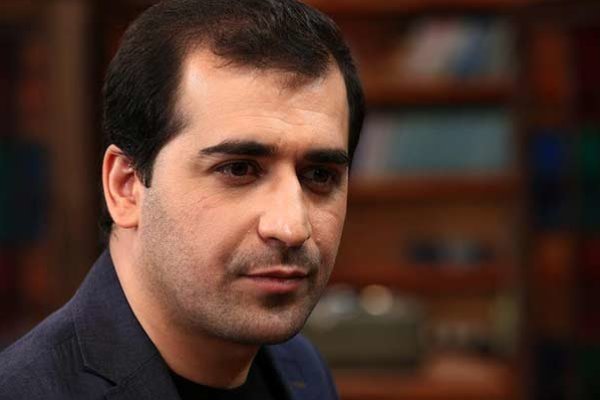 10 فروردین////نماهنگ &laquo;خانه پدری&raquo; با روایت حمیدرضا برقعی منتشر شد