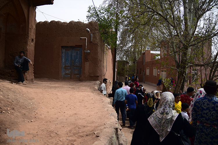بازدید مسافراتن نوروزی از روستای توریستس ابیانه