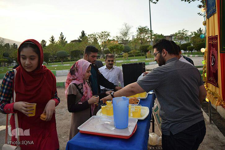 گزارش تصویری مراسم معنوی اعتکاف در مساجد خرمآباد گزارش تصویری مراسم معنوی اعتکاف در مساجد خرمآباد
