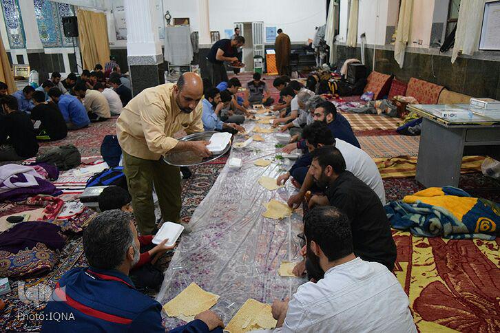 گزارش تصویری مراسم معنوی اعتکاف در مساجد خرمآباد گزارش تصویری مراسم معنوی اعتکاف در مساجد خرمآباد