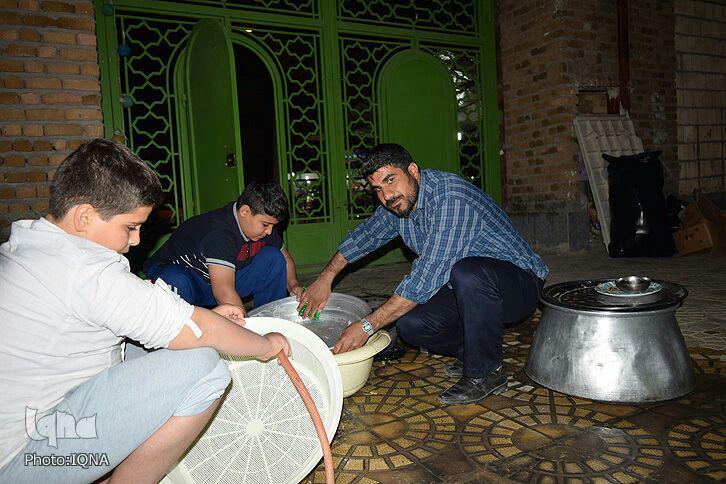 گزارش تصویری مراسم معنوی اعتکاف در مساجد خرمآباد گزارش تصویری مراسم معنوی اعتکاف در مساجد خرمآباد