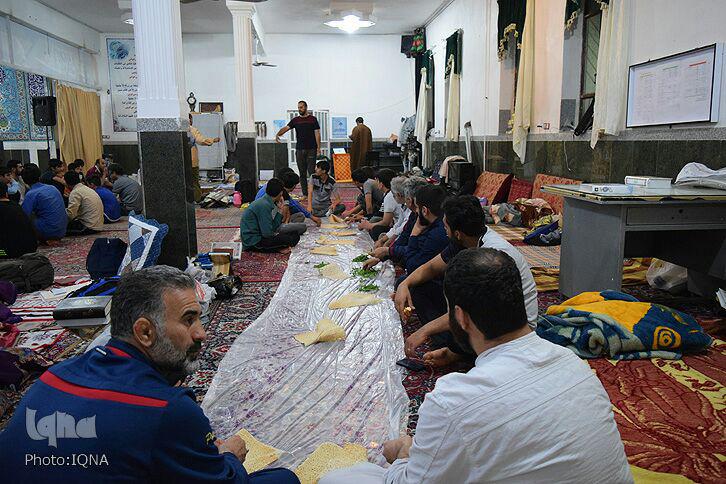 گزارش تصویری مراسم معنوی اعتکاف در مساجد خرمآباد گزارش تصویری مراسم معنوی اعتکاف در مساجد خرمآباد