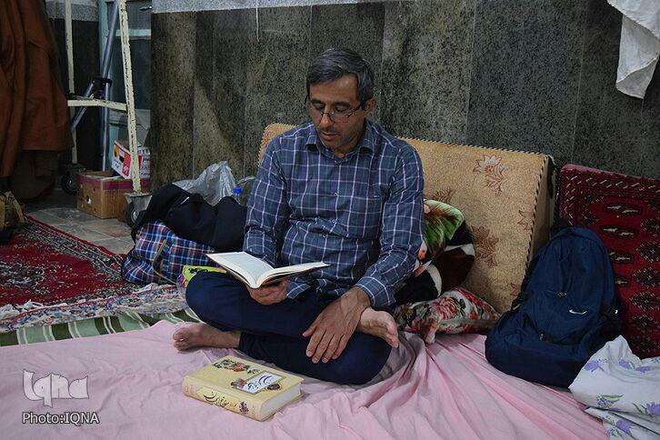 گزارش تصویری مراسم معنوی اعتکاف در مساجد خرمآباد گزارش تصویری مراسم معنوی اعتکاف در مساجد خرمآباد