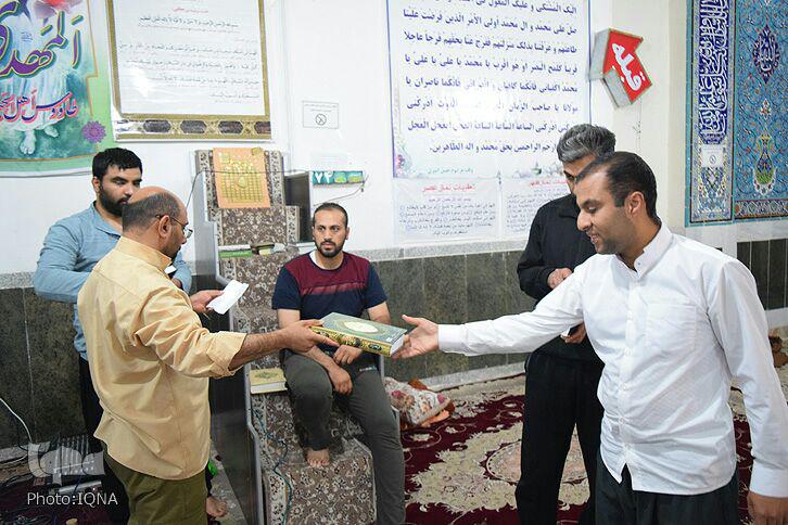 گزارش تصویری مراسم معنوی اعتکاف در مساجد خرمآباد گزارش تصویری مراسم معنوی اعتکاف در مساجد خرمآباد