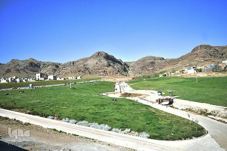 گزارش تصویری آبشار طلایی خرم&zwnj;آباد