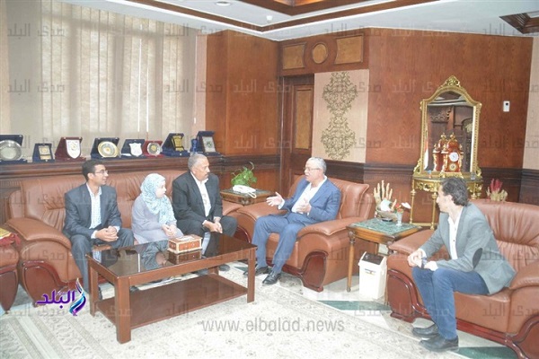 پاسداشت دختر برتر مسابقات بین‌المللی قرآن مصر+عکس